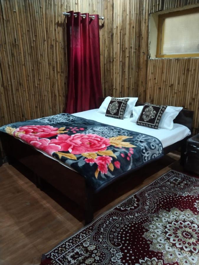 Pahaadi Dhun Homestay Chamba  Ngoại thất bức ảnh