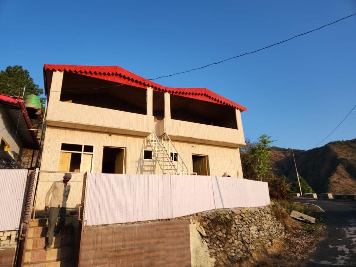 Pahaadi Dhun Homestay Chamba  Ngoại thất bức ảnh